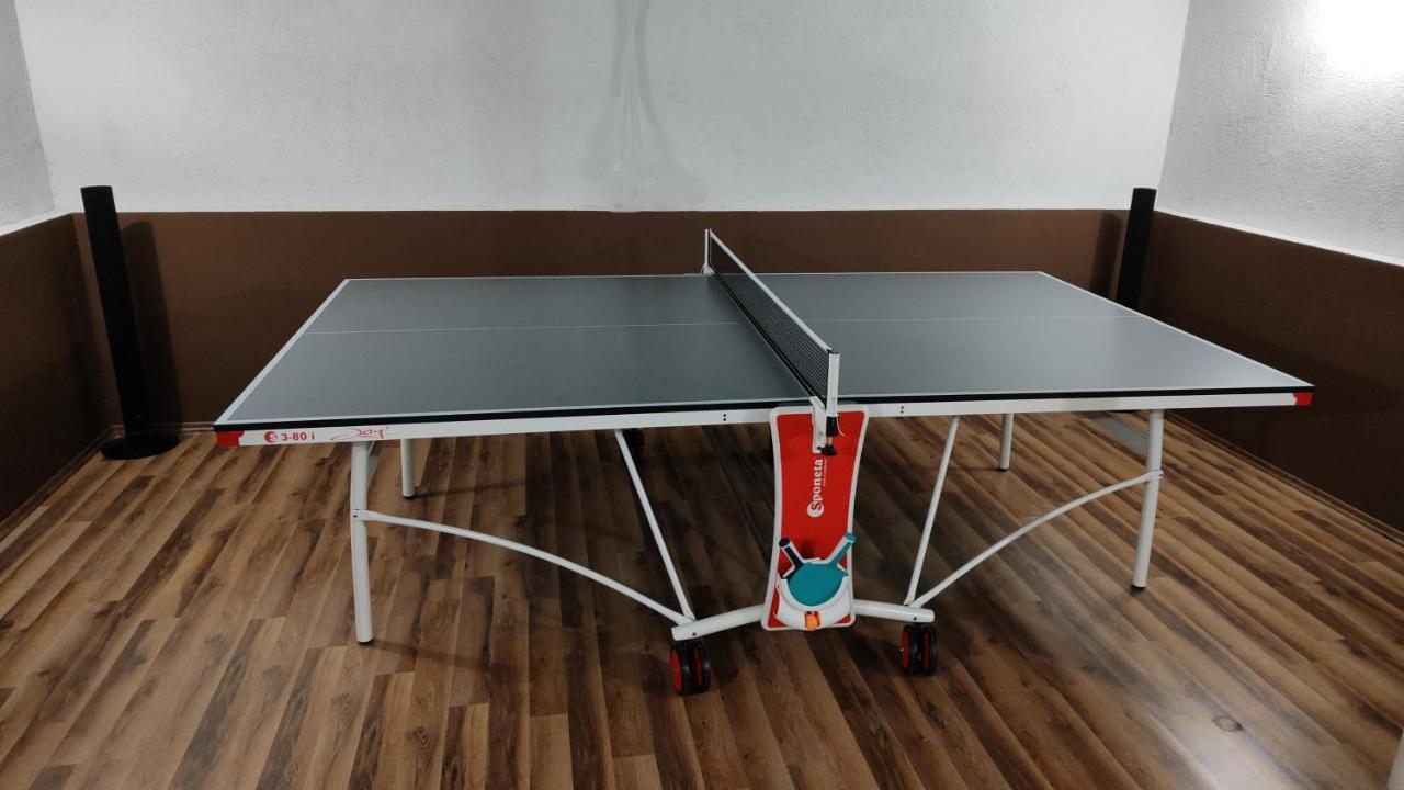 Nikolux Apartman ハイデゥソボスロー エクステリア 写真