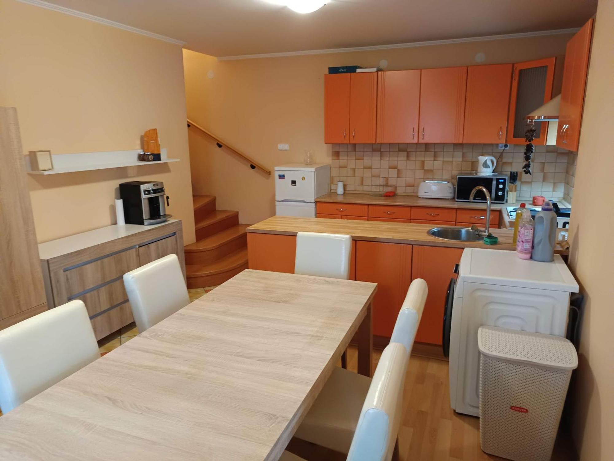 Nikolux Apartman ハイデゥソボスロー エクステリア 写真